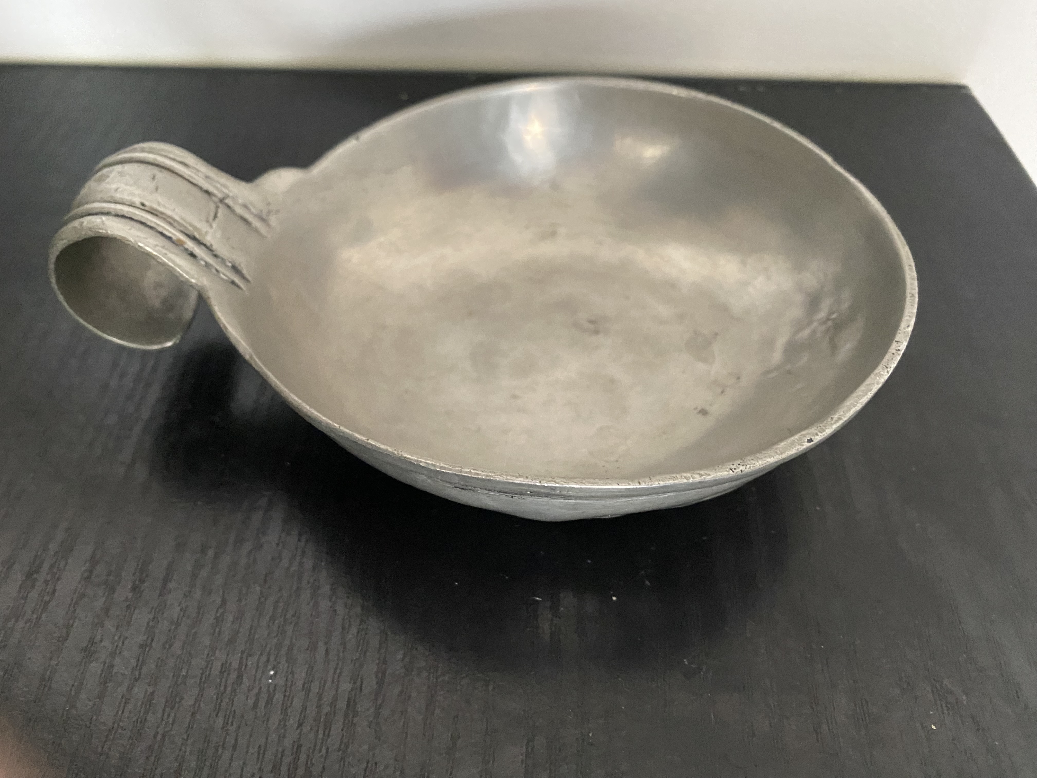 Les �tains de France 2 bols d�coration vintage 10 Paris 20 (75)