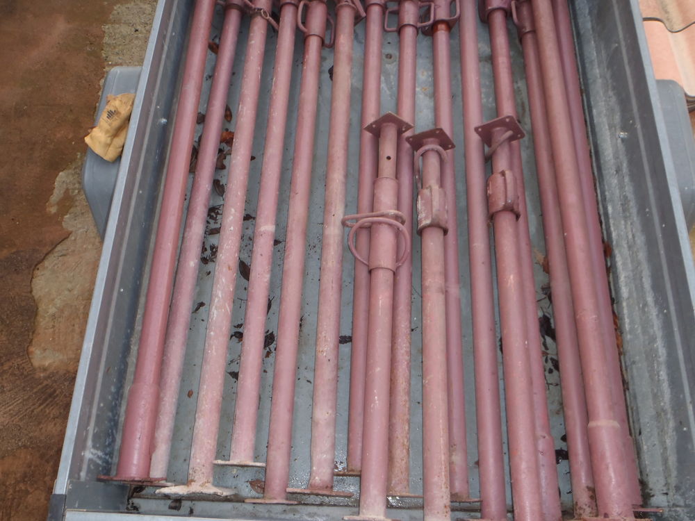 �tais de ma�onnerie 200 Vinon-sur-Verdon (83)