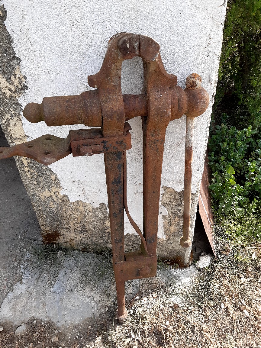 Etau ancien 80 Avignon (84)