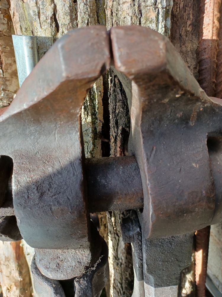 ETAU
200 Montrodat (48)