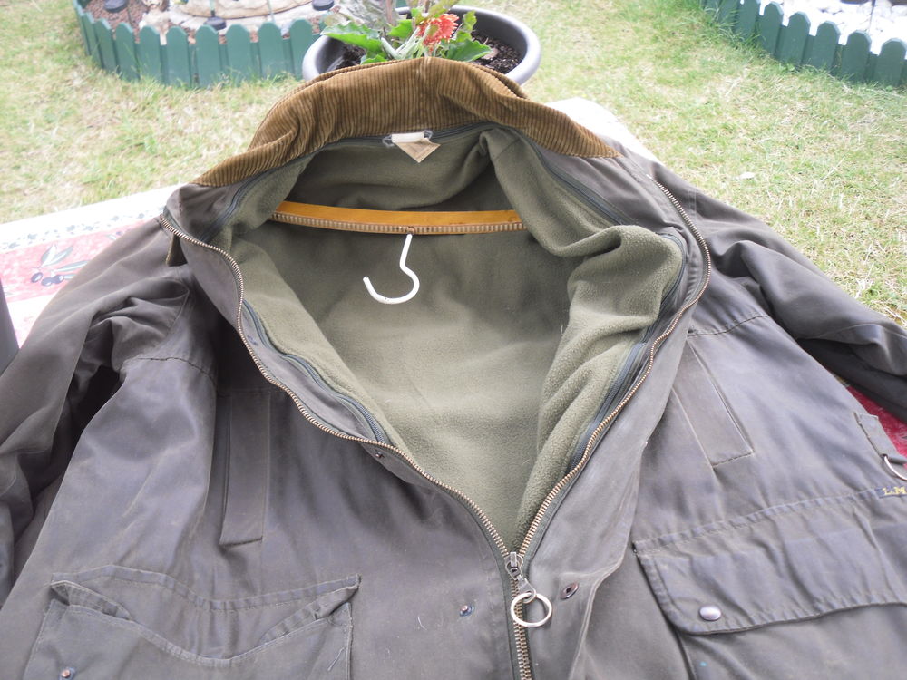 V �tements  de chasseur-
0 �ragny (95)