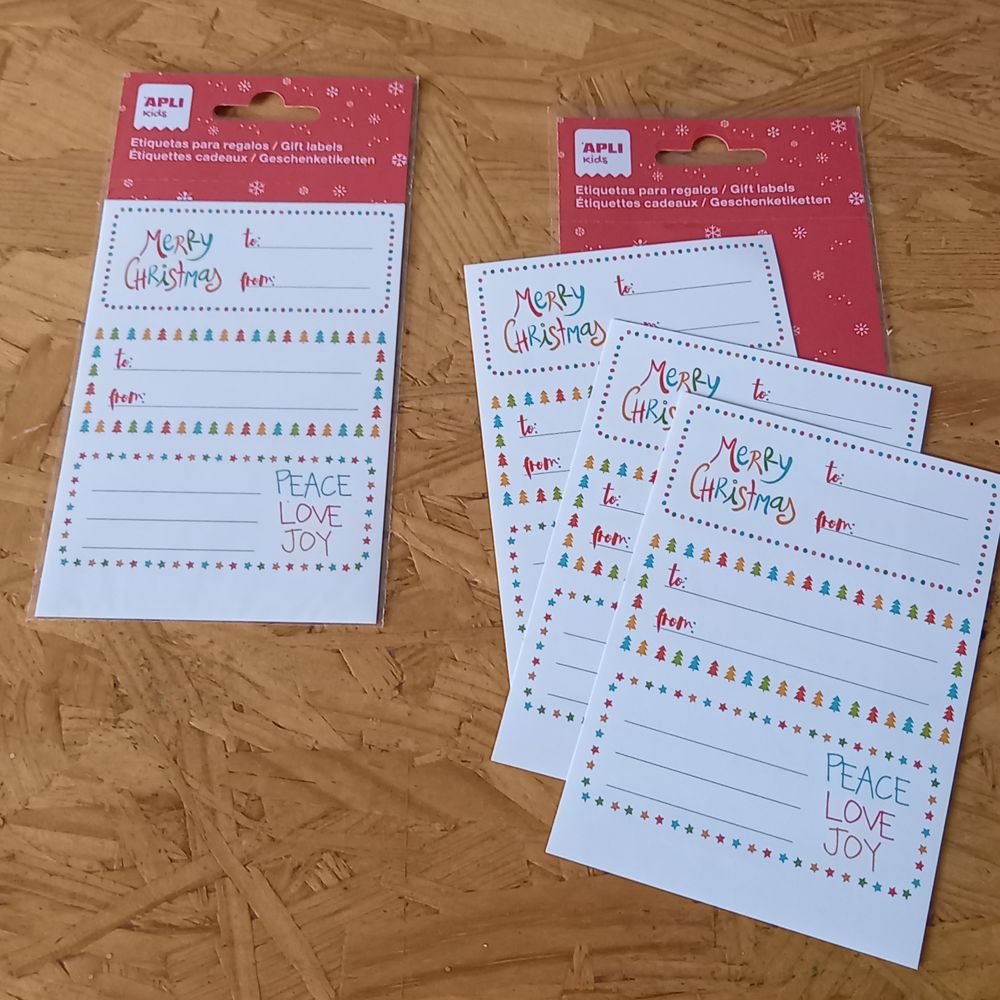 Lot de 18 �tiquettes cadeaux papier adh�sives pour Noel fabr 4 Saumur (49)