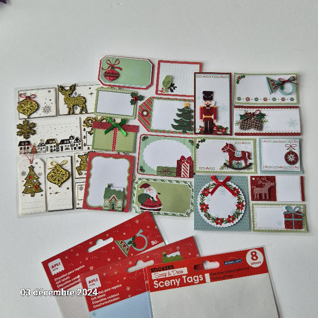 Lot de 24 �tiquettes pour paquets cadeaux de noel ou pour de 9 Saumur (49)