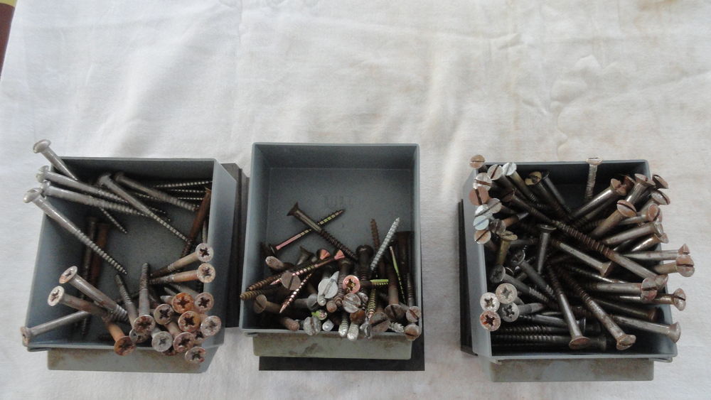 Vis �toil�es et fendues 10 Sabl�-sur-Sarthe (72)