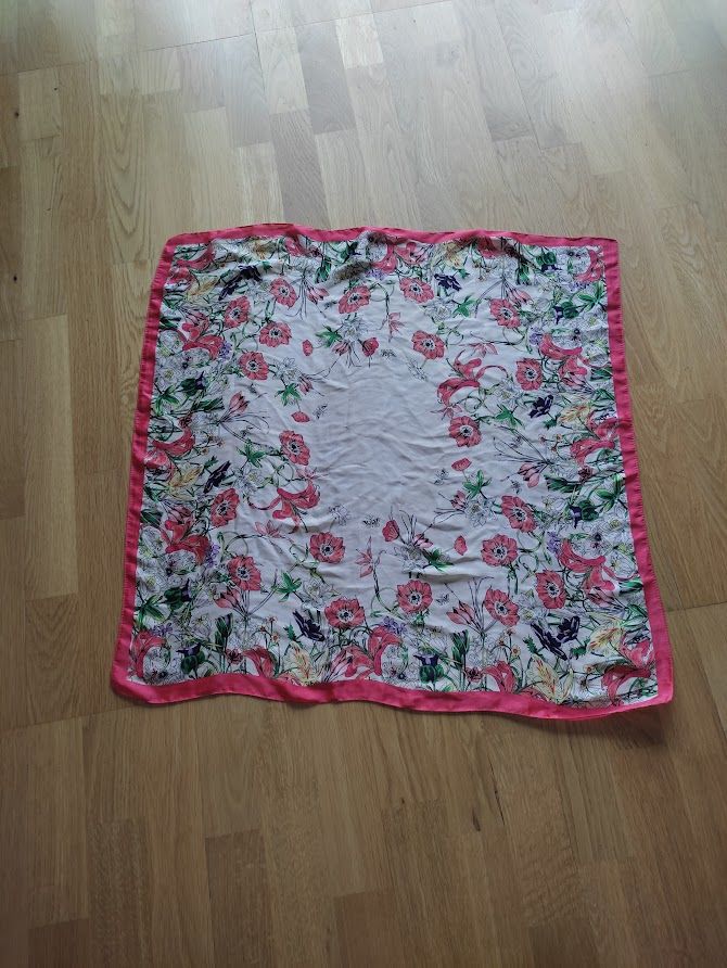 M (75) - Etole avec fleurs 3 Paris 13 (75)