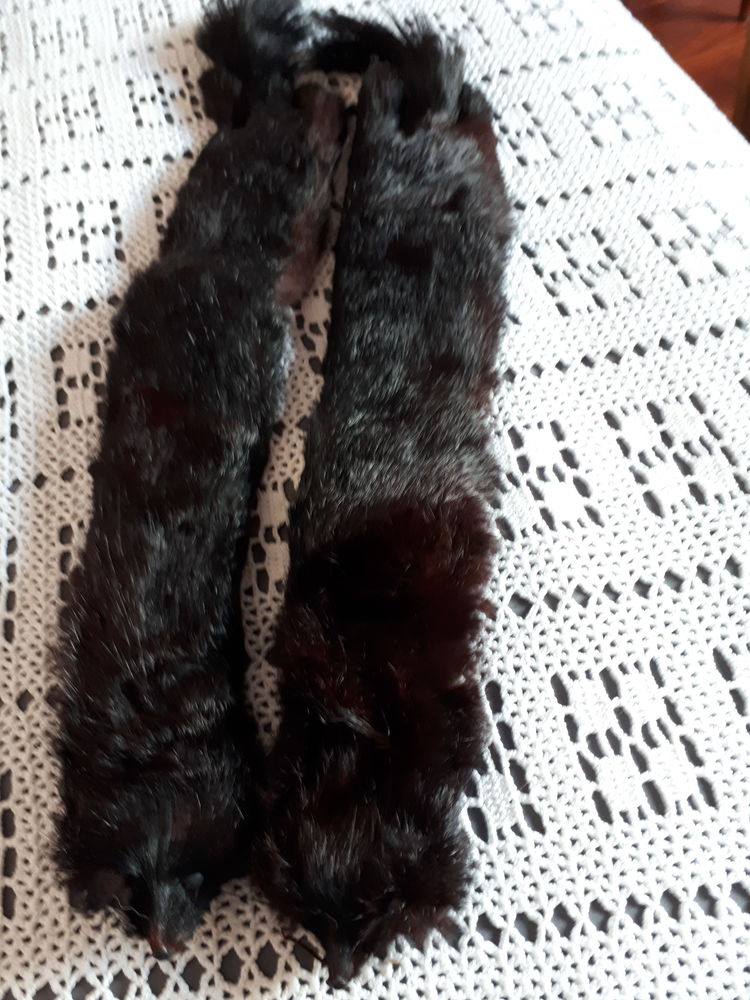 col �tole vison ancien 28 Le Mans (72)