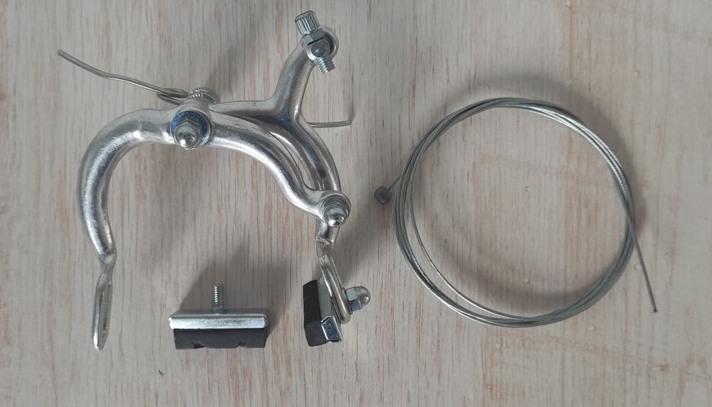 Etrier de frein et son c�ble NEUFS 5 Metz (57)