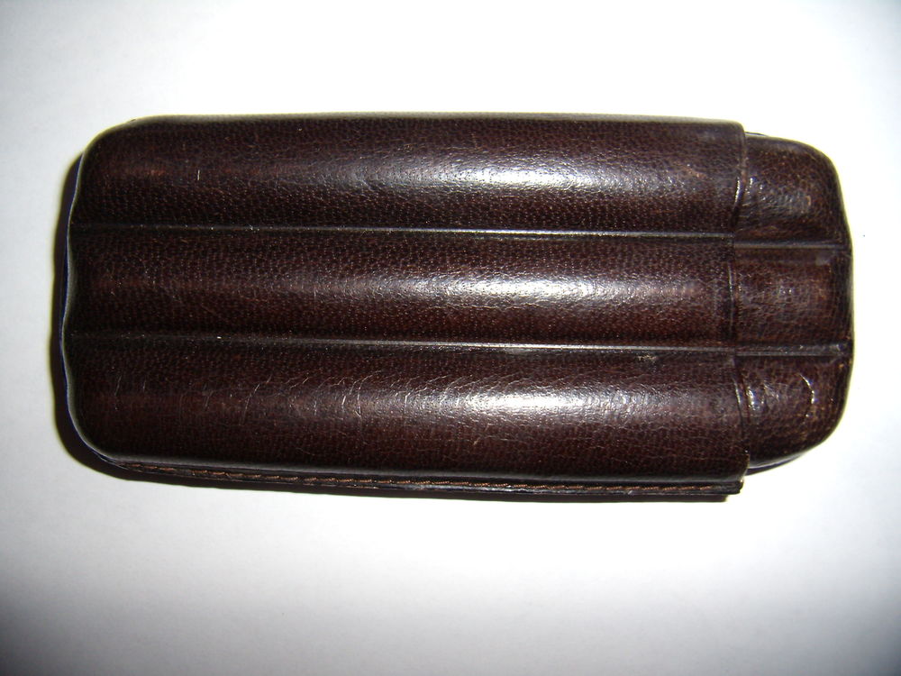 Etui � cigares 20 Ruoms (07)