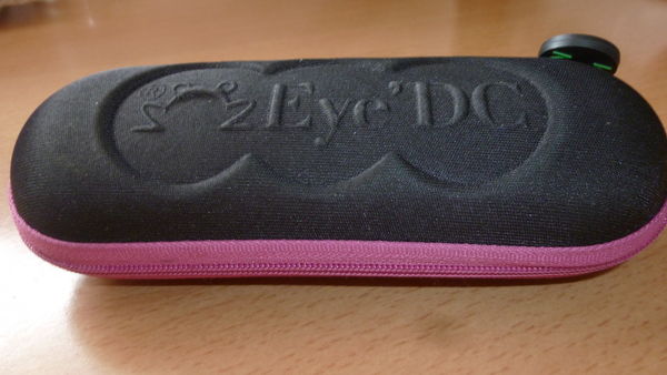 ETUI A LUNETTES  EYE DC  2 Doussard (74)