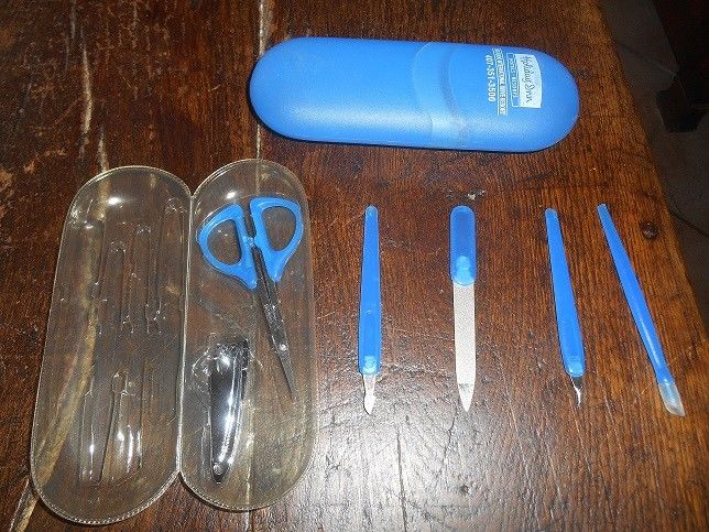 ETUI DE MANUCURE DE VOYAGE  NEUF 4 Saint-Denis-en-Val (45)