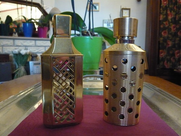 Etuis m�tal dor� � l'or fin  pour recharges de parfum 20 Vitry-sur-Seine (94)