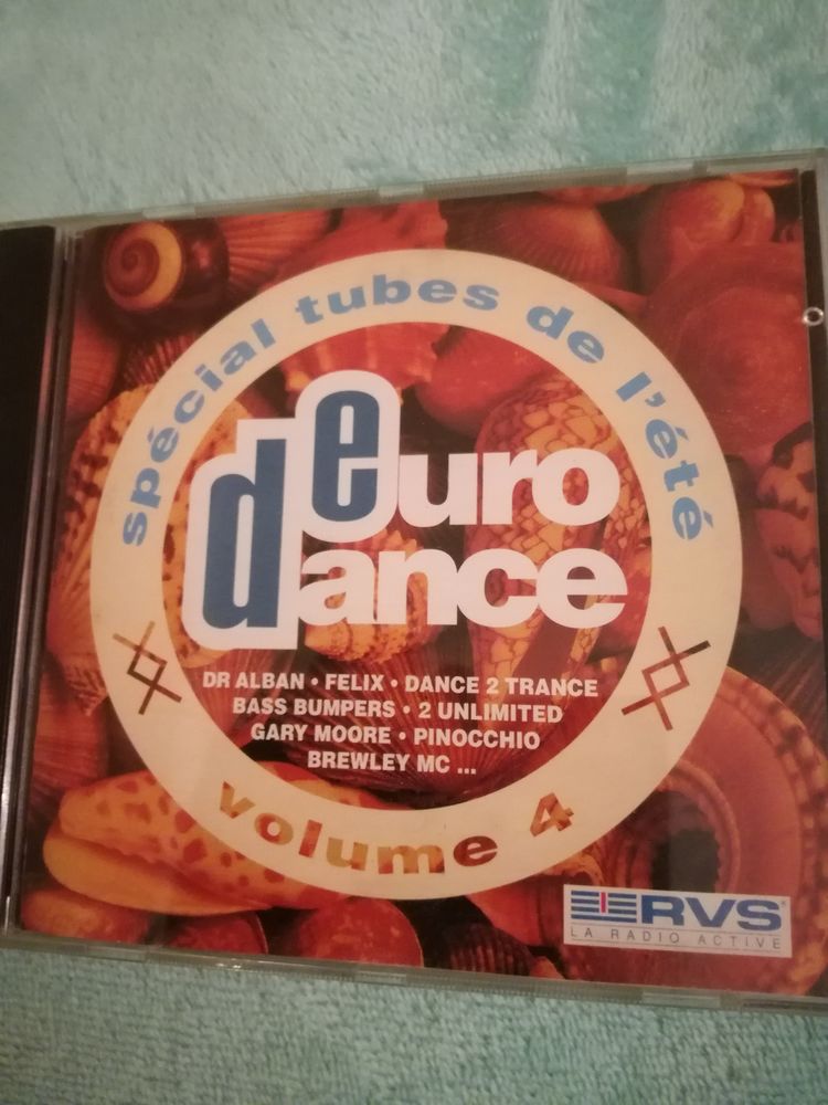 CD  Euro Dance Volume 4  2 Chilly-Mazarin (91)