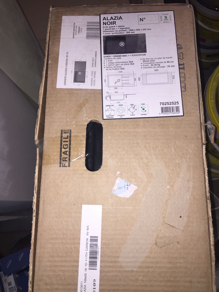 �vier � encastrer en granit et r�sine noire 100x50 
220 Eaubonne (95)