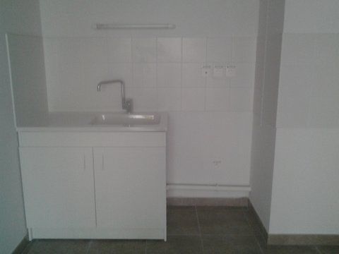 EVIER GRES BLANC NEUF ET SOUS MEUBLE 50 Luc-sur-Orbieu (11)