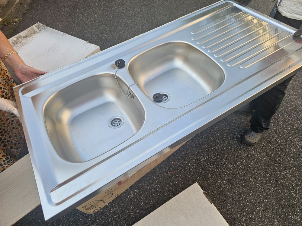 EVIER inox 2 bacs + �gouttoir
50 Clamart (92)