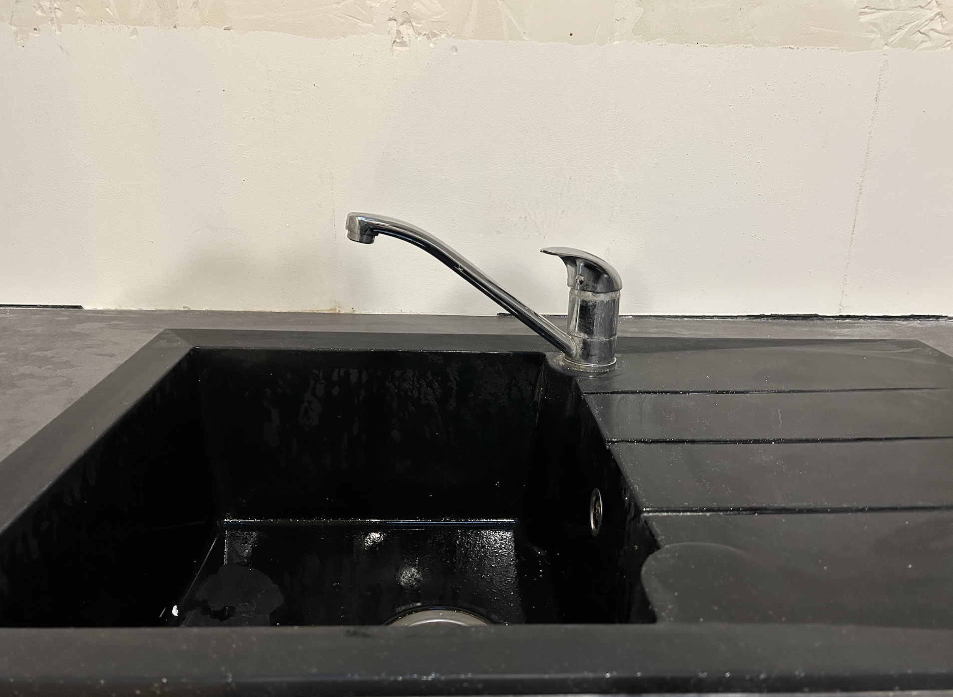 �vier noir avec mitigeur argent 0 Nancy (54)