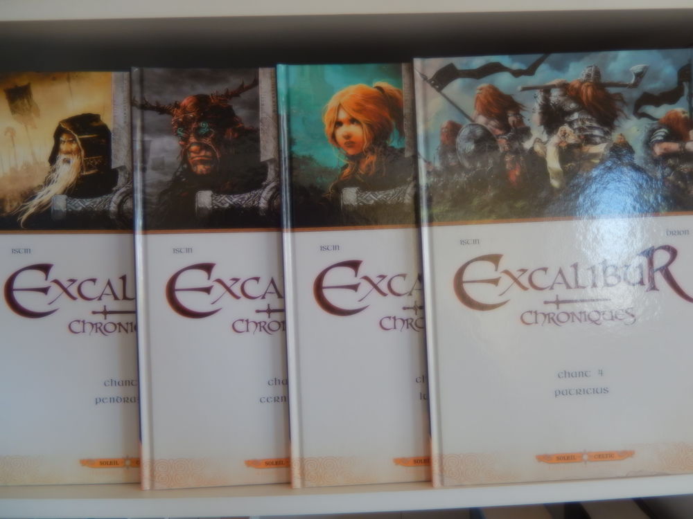 BD Excalibur Chroniques 4 tomes parus �tat neuf 40 Le Havre (76)