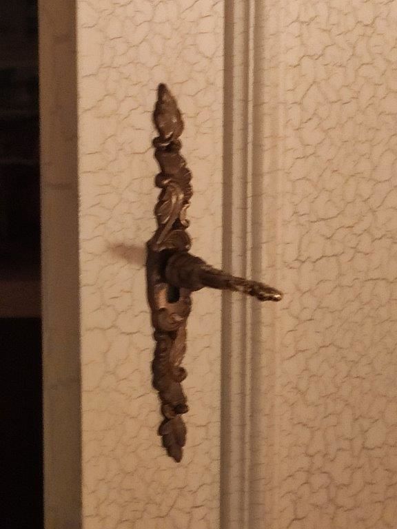 En excellent �tat. Cette armoire sera parfaite pour ranger 200 Neuilly-sur-Marne (93)