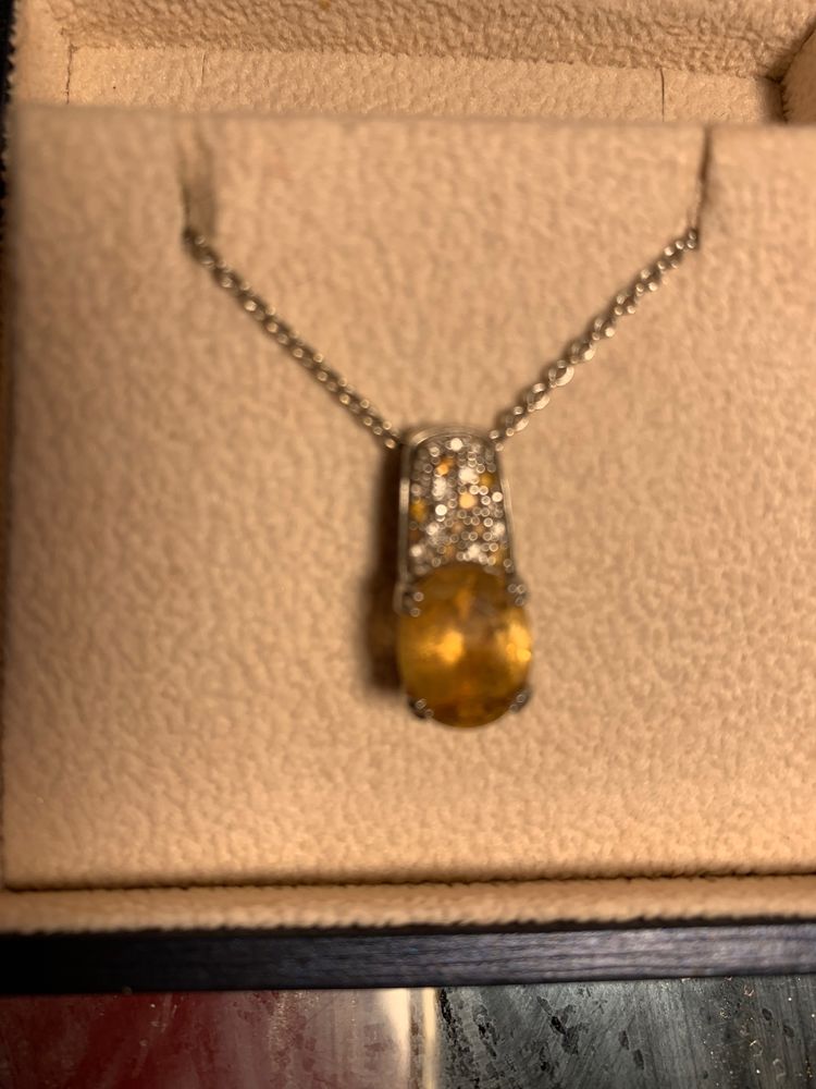 Exceptionnelle pi�ce de Mauboussin Haute Joaillerie 6900 Villiers-sur-Orge (91)