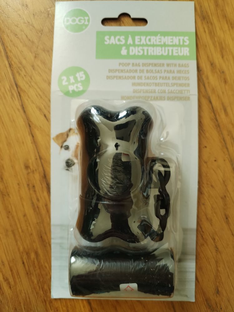 Sac excr�ments pour chien couleur noire (PRODUIT NEUF) 2 Brillon-en-Barrois (55)