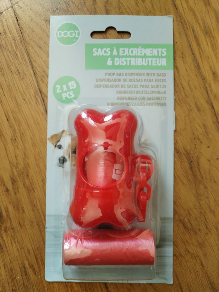 Sac excr�ments pour chien couleur ROUGE (PRODUIT NEUF) 2 Brillon-en-Barrois (55)