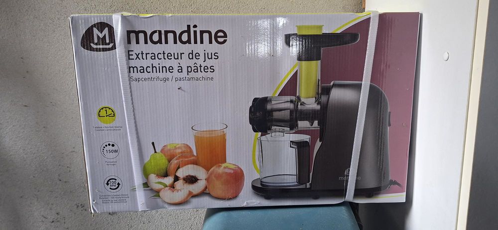 Extracteur de jus/machine � p�tes. 30 �pinay-sur-Orge (91)