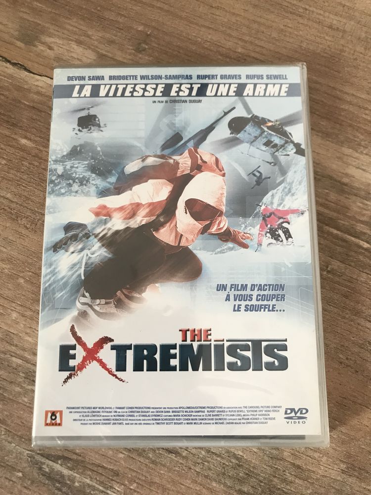 DVD      The Extremists   2 Saleilles (66)
