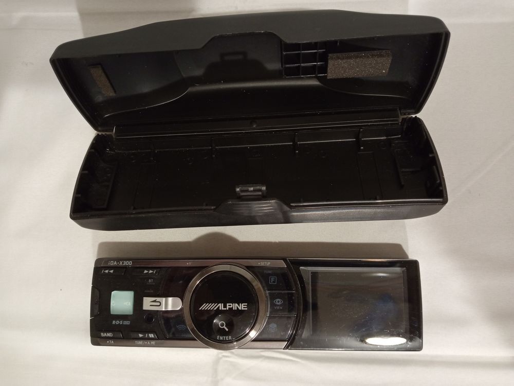 facade Alpine iDA X300 100 Alban (81)