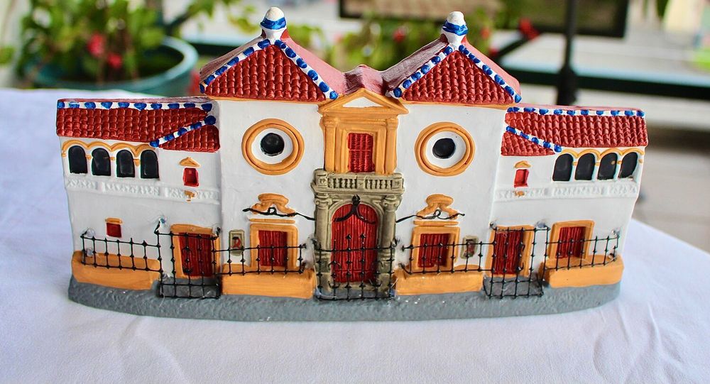 FACADE  DES ARENES  DE  SEVILLE   :CERAMIQUE 32 Anglet (64)