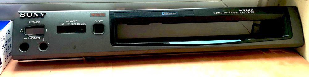Fa�ade avant pour magn�toscope Sony DVW-2000P 0 Wallers (59)