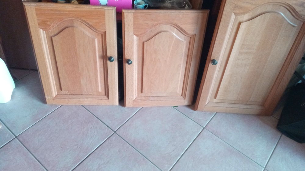 fa�ades cuisine en ch�ne 100 Rians (83)