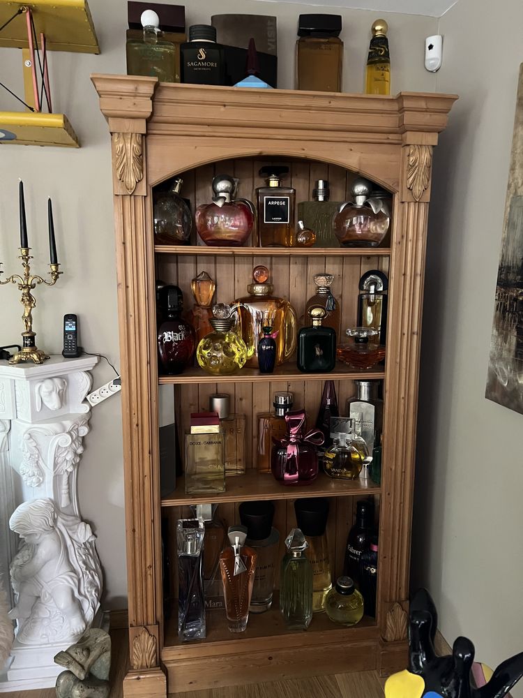 Factice g�ants parfums 16000 Ermont (95)