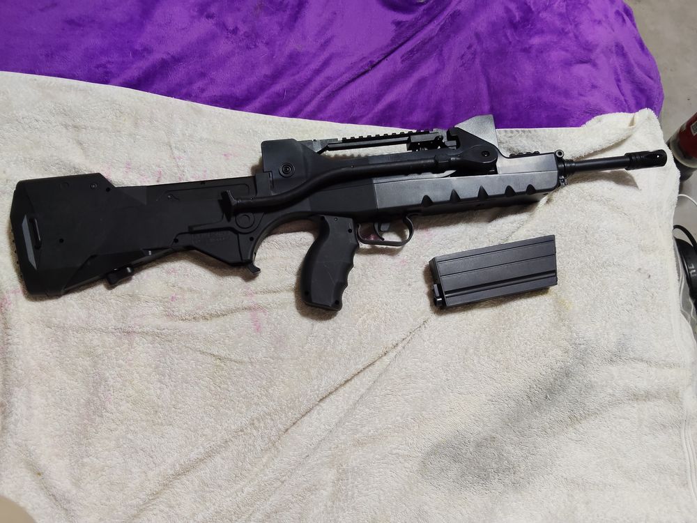 Famas �lectrique airsoft 150 Anzin (59)