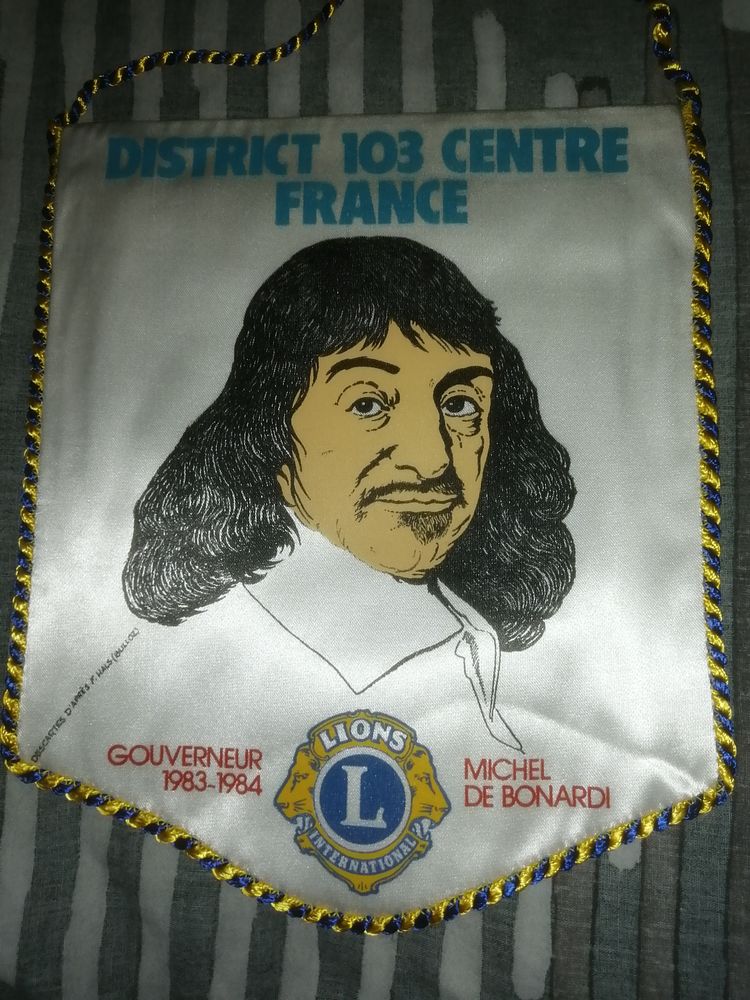 Fanion De Gouverneur Lion 's Club International 20 Ablon-sur-Seine (94)