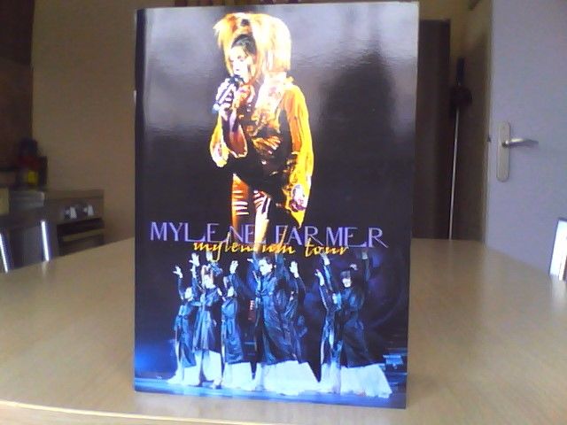 fascicule Myl�ne Farmer 10 Nancy (54)