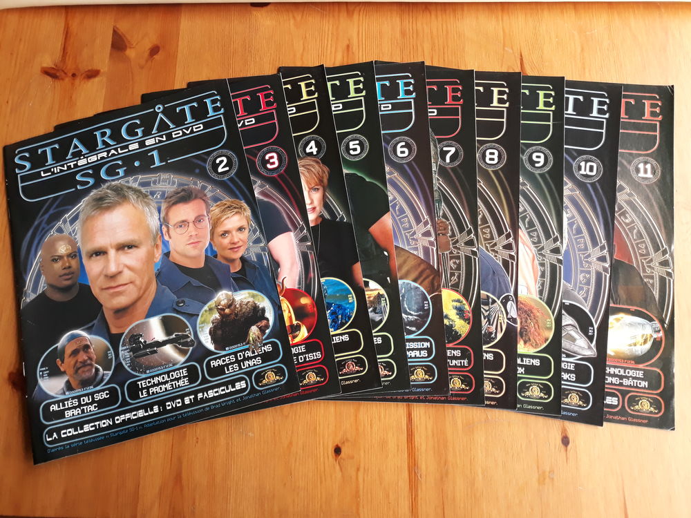 Lot de 10 fascicules Stargate SG1 - N�2 � 11 35 Livry-Gargan (93)