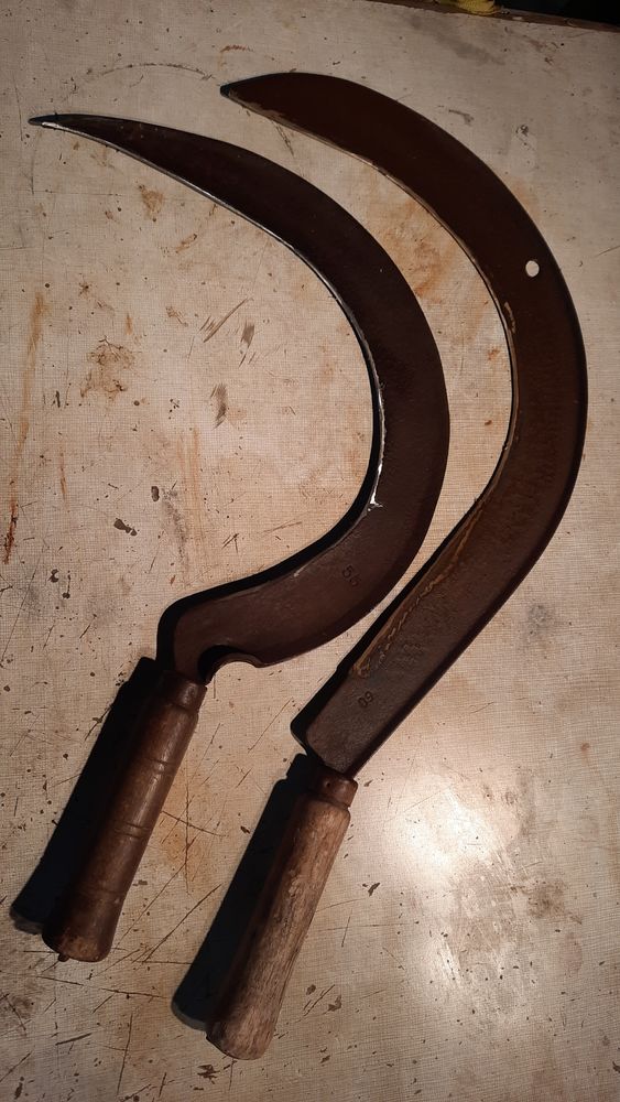 2 faucilles
10 Prey (27)