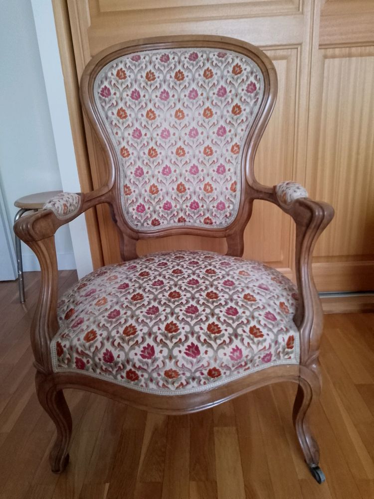 fauteuil  avec accoudoirs 30 Angoulins (17)