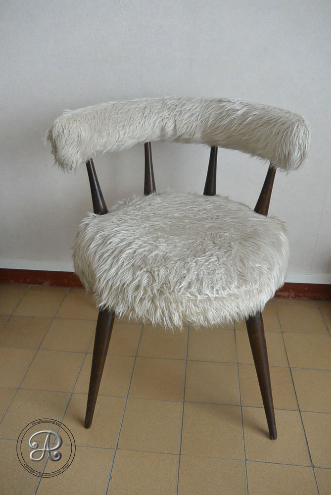 Fauteuil avec peluche. 32 Castelnaudary (11)