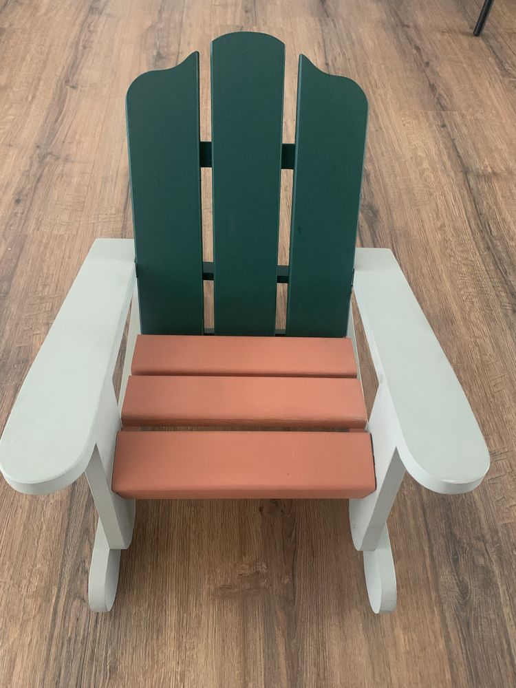 Fauteuil � bascule en bois  pour enfant     Ro 35 Saleilles (66)