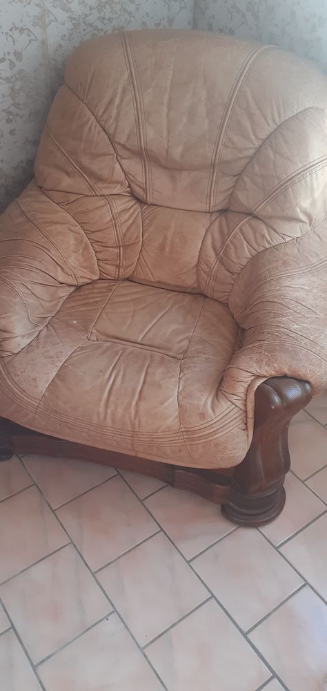 Fauteuil en bois et assise en cuir 20 Grenade (31)
