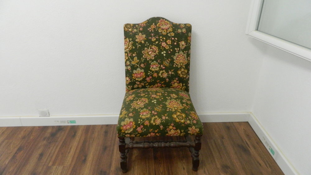 FAUTEUIL BOIS ET TISSUS 80 Saint-C�zaire-sur-Siagne (06)