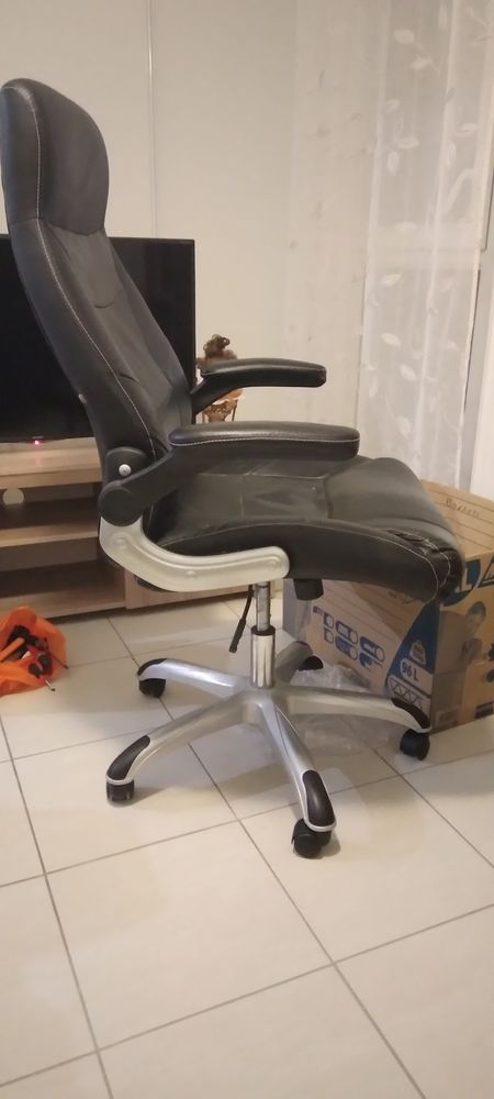 Fauteuil de bureau 45 Salindres (30)