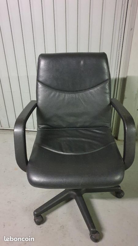Fauteuil bureau 30 Montigny-le-Bretonneux (78)