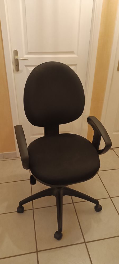 Fauteuil bureau 55 Montalieu-Vercieu (38)