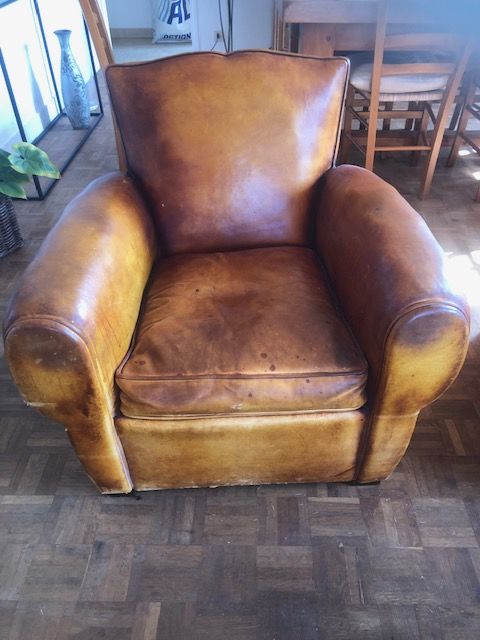 Fauteuil club ancien restaur� 490 Gujan-Mestras (33)