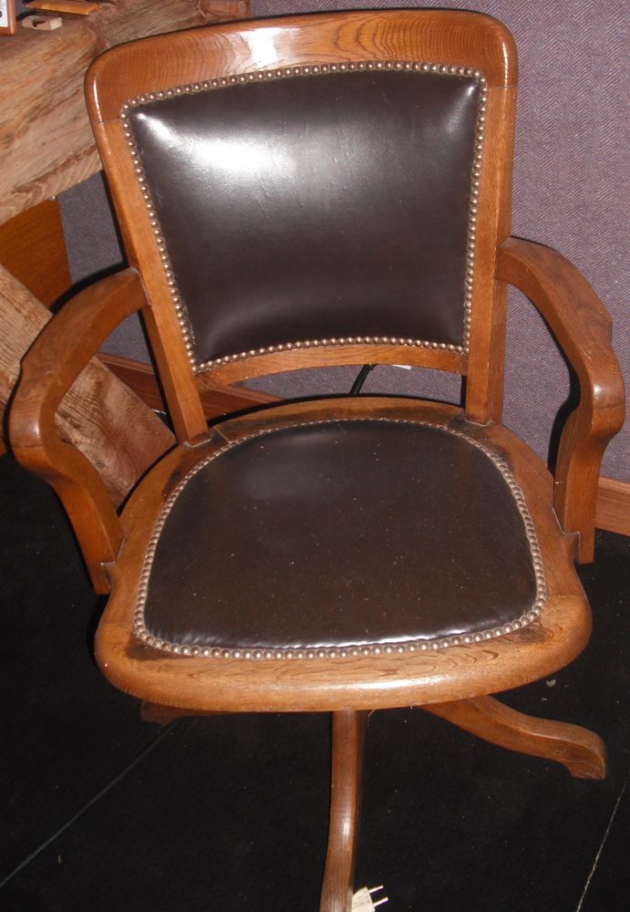 FAUTEUIL  DE  COIFFEUR 0 Plomion (02)