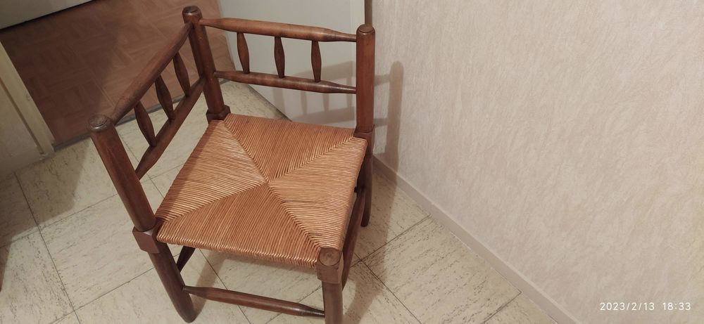 FAUTEUIL BAS DE COIN PAILLE 50 Sotteville-l�s-Rouen (76)