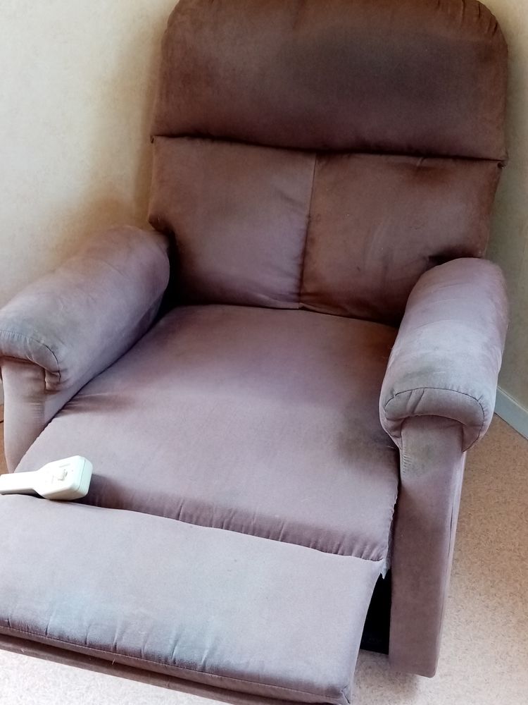 Fauteuil confort �lectrique marron 250 Vigeois (19)