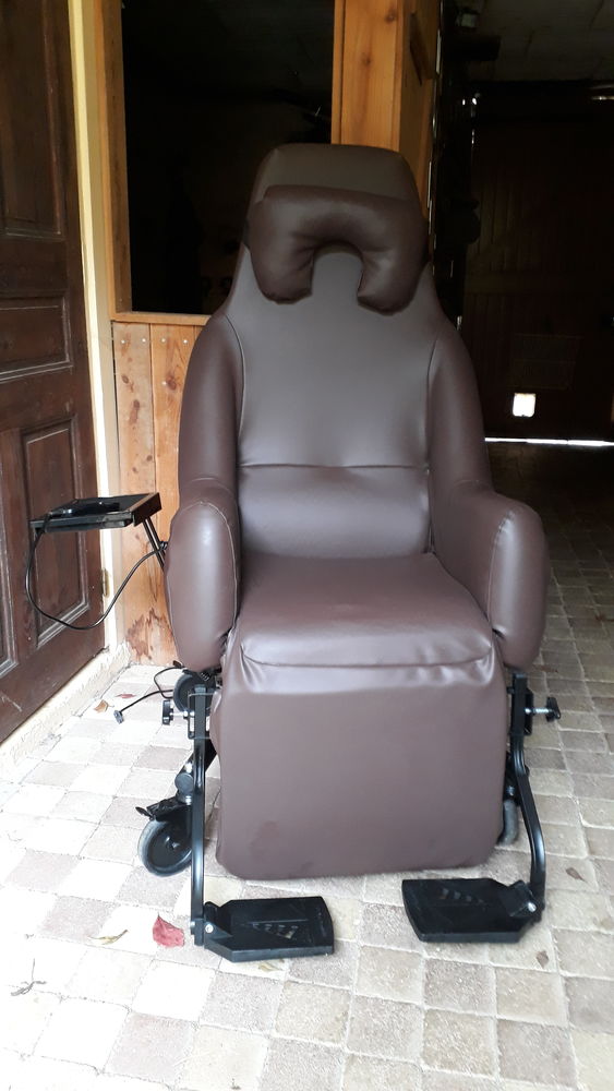 Fauteuil de confort �lectrique 250 Cheminas (07)